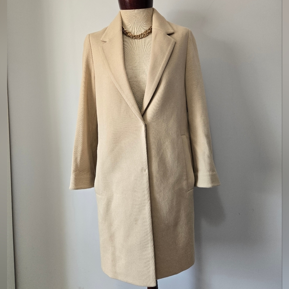 ARTICO MILANO  Cream Cotton Lightweight Coat. Size M-L